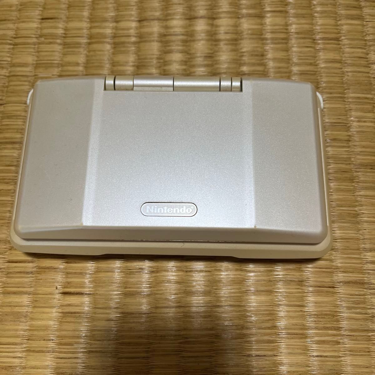 初代 ニンテンドーDS 本体 ホワイト　Nintendo