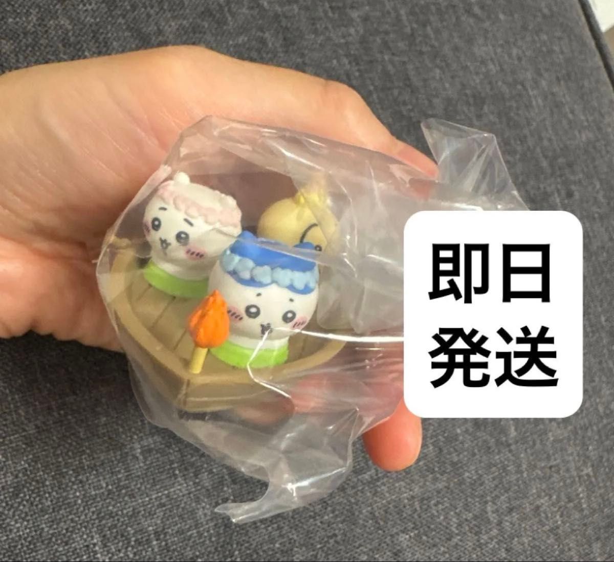 デスクトップフィギュア ちいかわ うさぎ フィギュア 小物入れ ハチワレ 映画ちいかわ