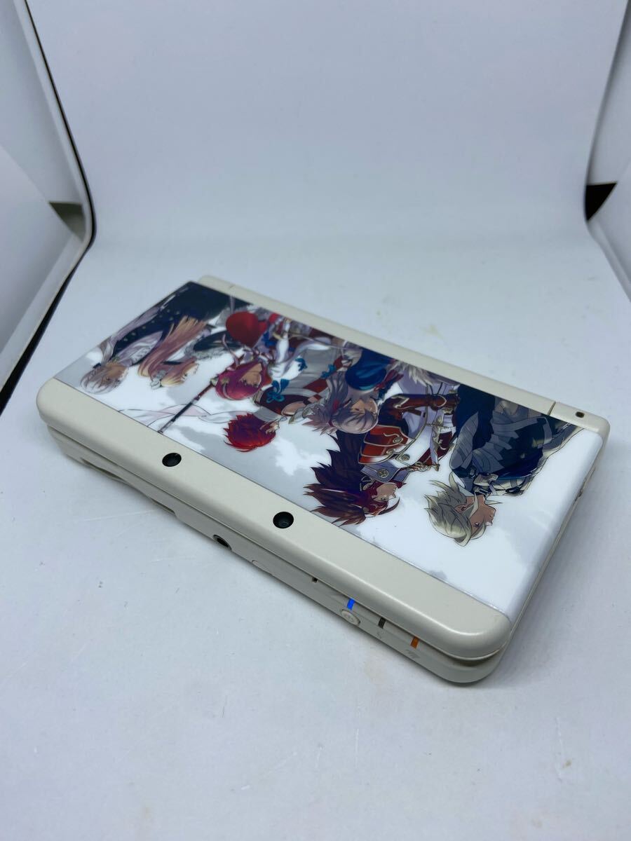 Newニンテンドー3DS ホワイト　ファイアーエムブレムプレート 送料230円