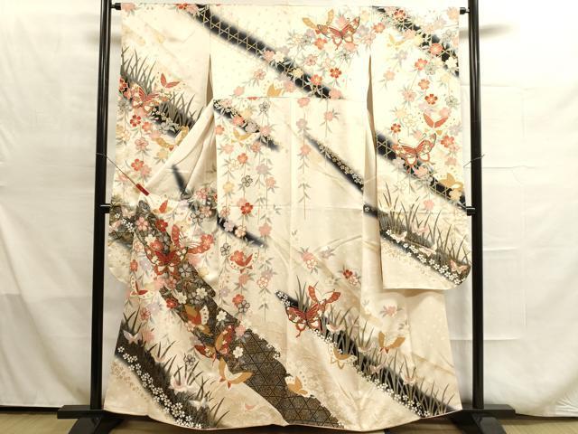 平和屋着物■豪華振袖　駒刺繍　花蝶文　金彩　正絹　逸品　DAAK1499tw