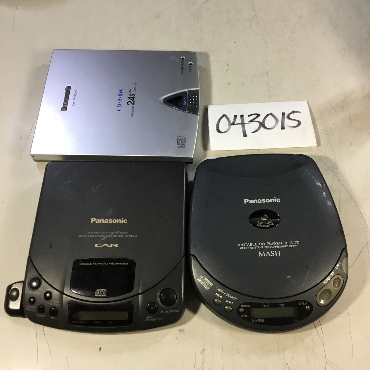 (043015D) 【ジャンク品】Panasonic SL-S505C /SL-S170/KXL-RW40AN ポータブルCDプレーヤー　3台セット