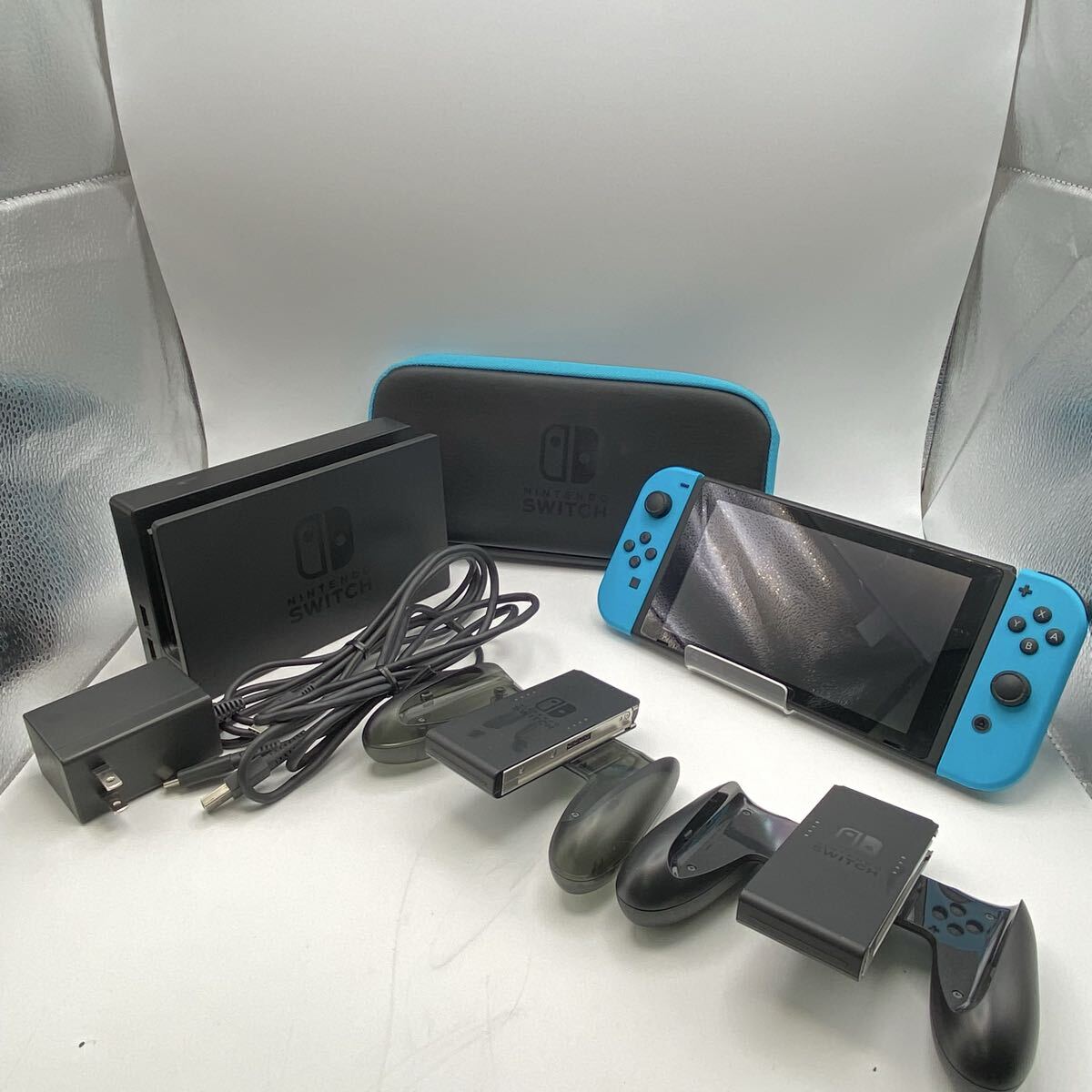 E Nintendo 任天堂 ニンテンドースイッチ HAC-001 初期化済み Switch スイッチ ゲーム機 本体 かわせみ