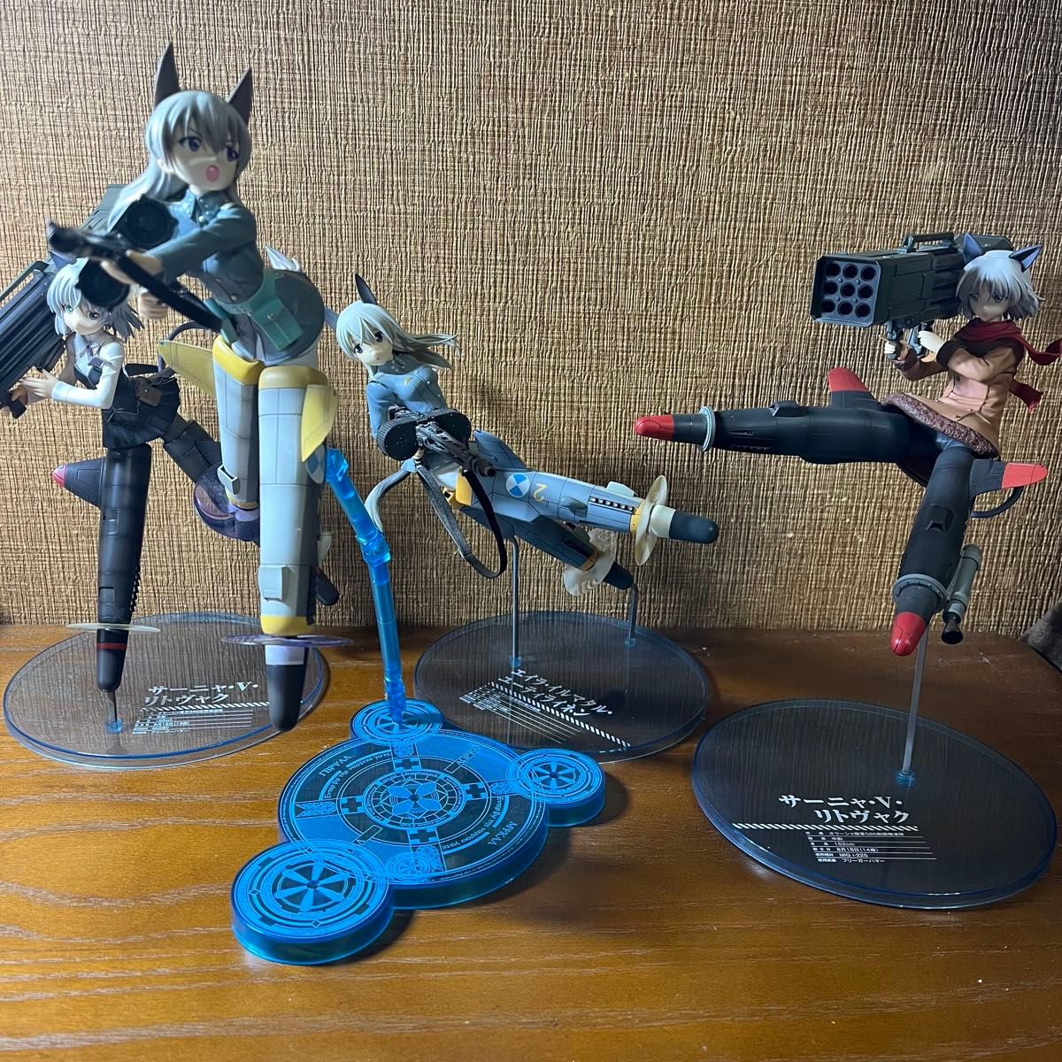 【中古】アルター 壽屋 ストライクウィッチーズ 1/8 サーニャ エイラ ４体二手;物流保障;有些许损伤或污渍