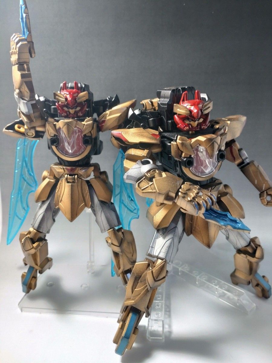 ミニプラテガソードロボ塗装完成品2体、武器セット③二手;物流保障;没有明显的损伤或污渍