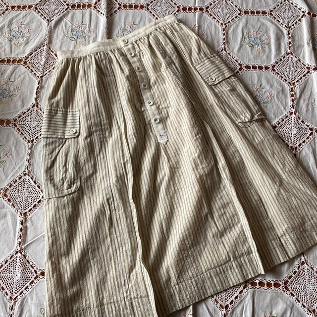 Pou dou dou ポイント　刺繍　サイドポケット　ロングスカート