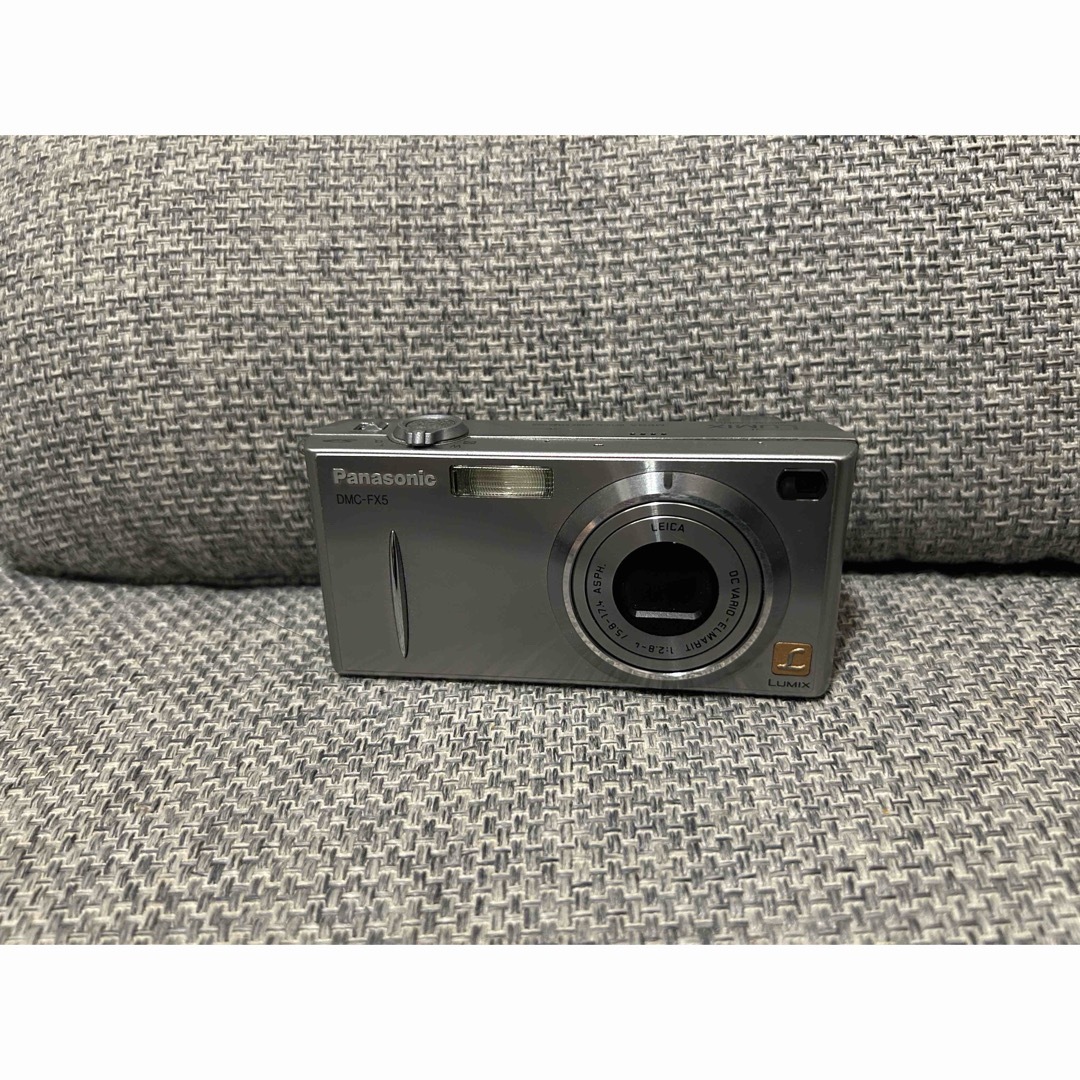 Panasonic DMC-FX5 コンパクトデジタルカメラ　LUMIX有些许损伤或污渍