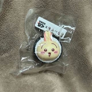 ちいかわ　くら寿司　コラボ　ビッくらポン　フィギュア　うさぎ　キーホルダー　新品未開封