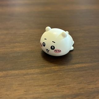 ちいかわパーク　まめまめフィギュア　ちいかわ　E17