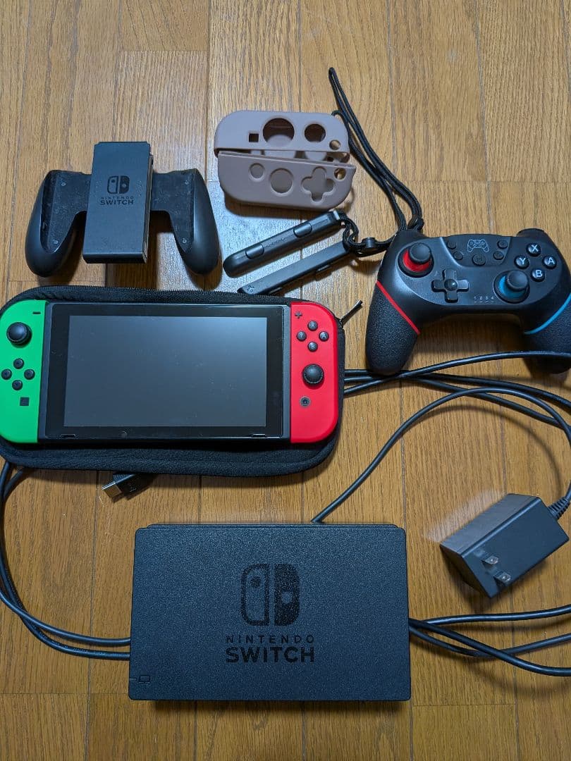 旧型Nintendo Switch 本体 プロコンセット没有明显的损伤或污渍