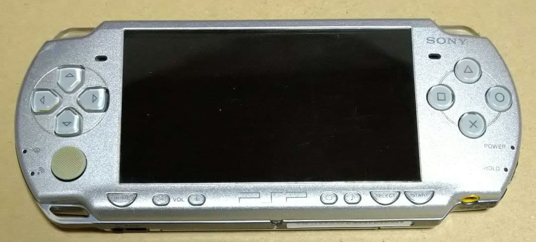 PSP-2000 シルバー 本体 動作確認済 SONY