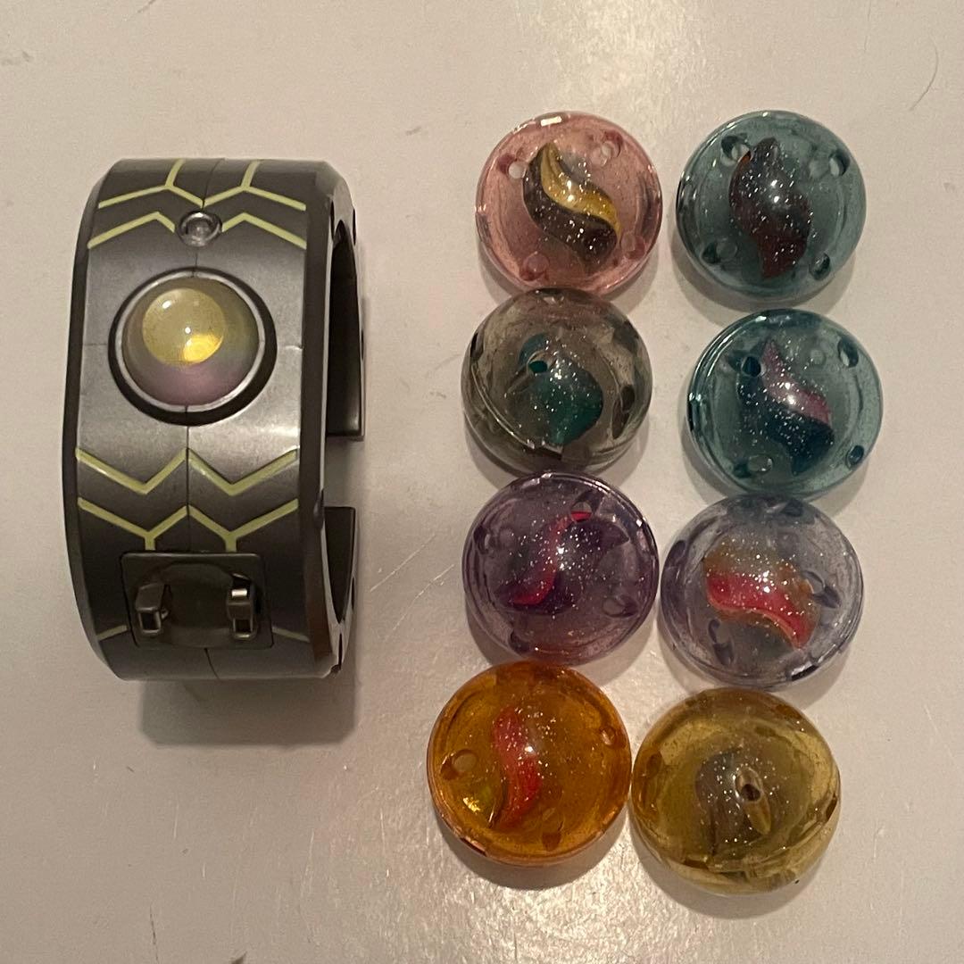 ポケモンXY メガバングル plus メガストーン8個 ジャンク有些许损伤或污渍