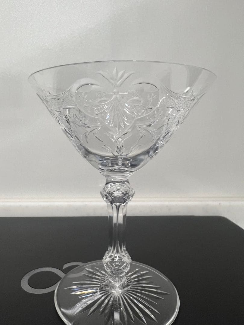 バカラ　マレンヌ　シャンパンクープバカラ;没有明显的损伤或污渍