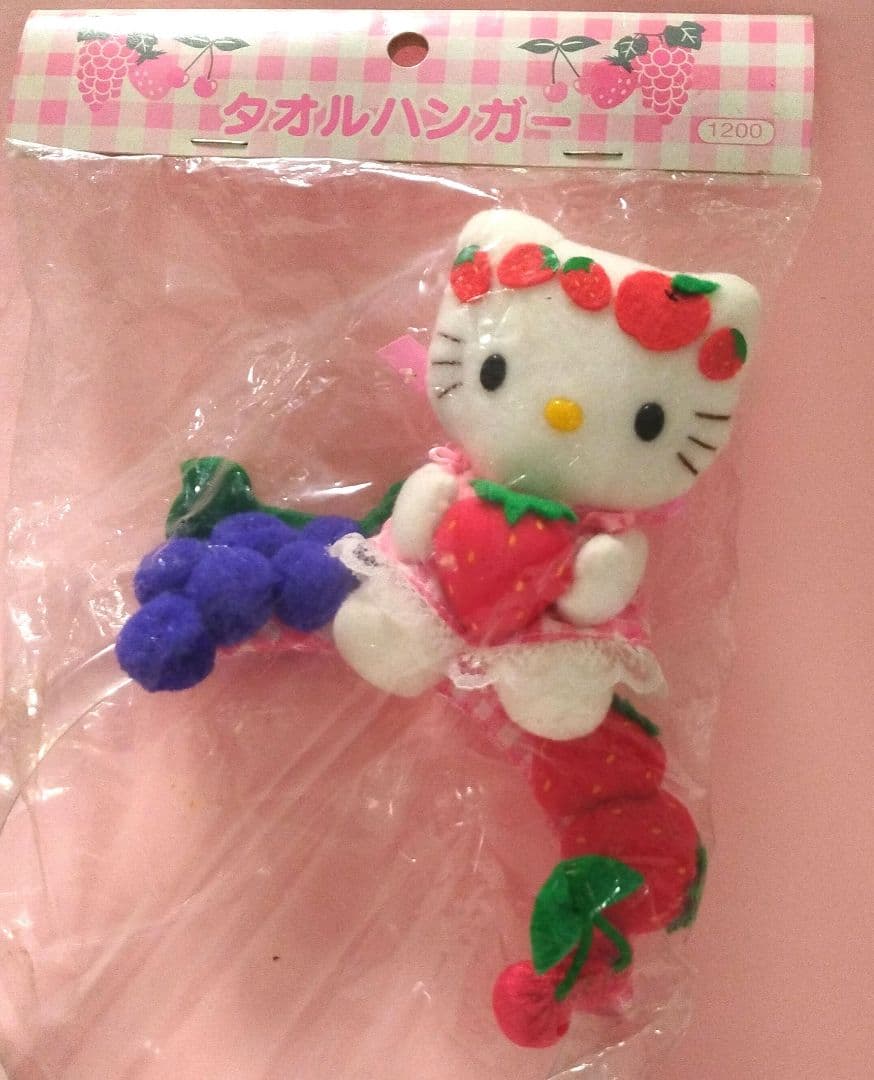 いちご　キティ　タオルハンガー