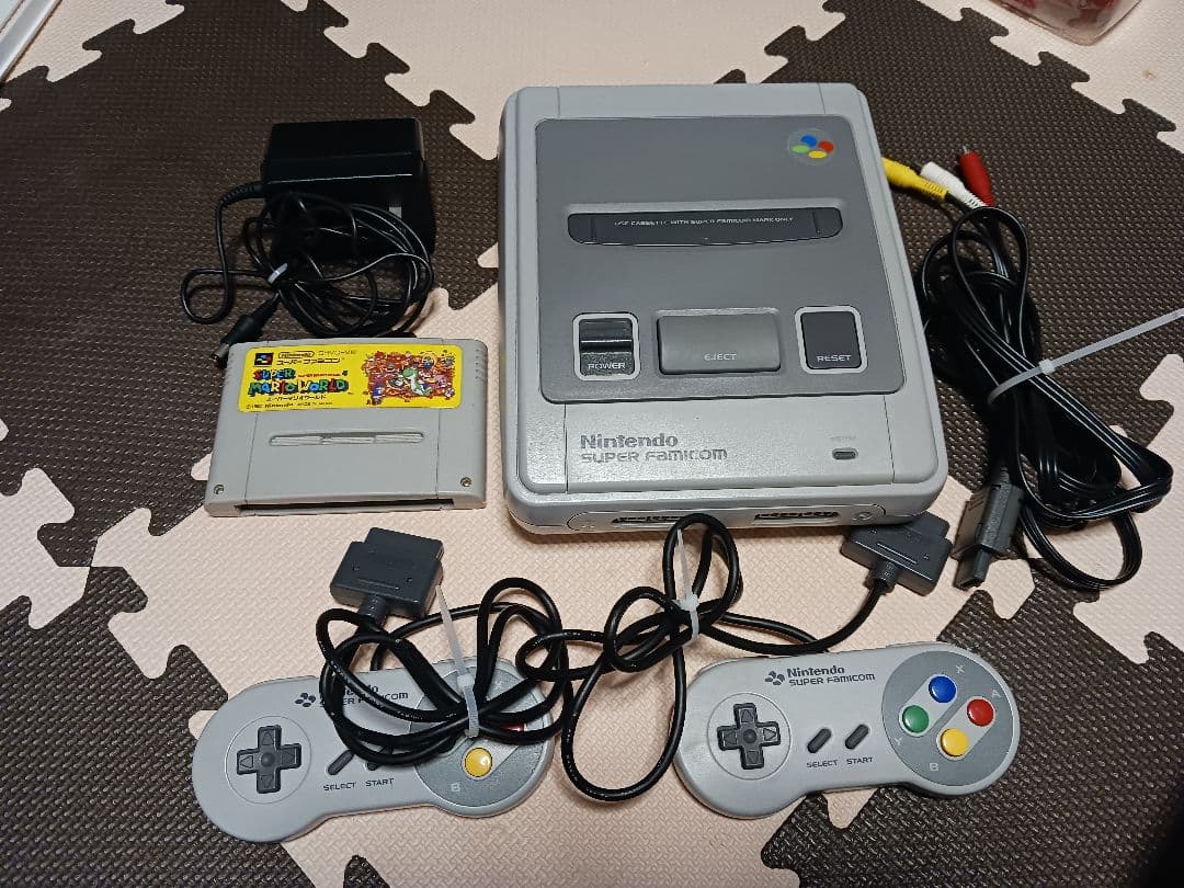 【動作OK】 スーパーファミコン 本体一式セット スーパーマリオ付　任天堂任天堂;有些许损伤或污渍