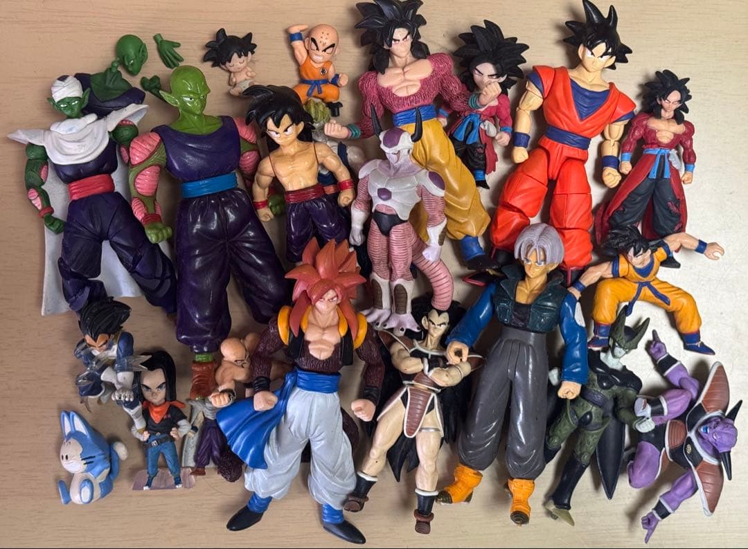 『300円スタート』ドラゴンボール アクションフィギュアセット
