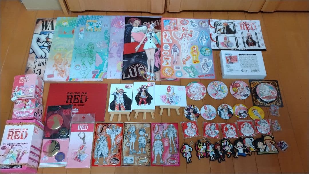ワンピース ウタ ファイル 缶バッジ まとめ売り接近未使用