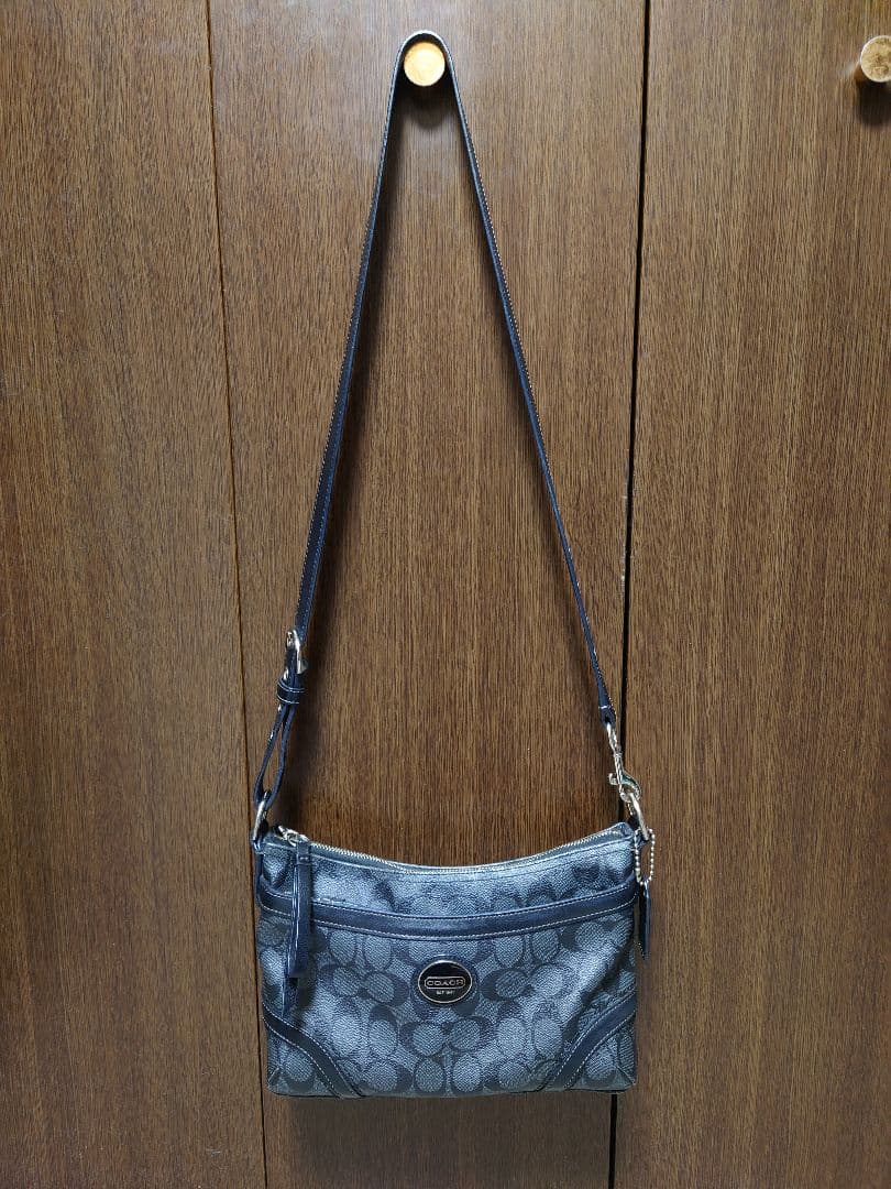 COACH コーチ レザー ショルダーバッグ 少し難あり