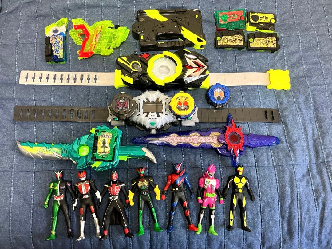 仮面ライダー 変身ベルト 武器 フィギュア まとめ売り　ジャンク品整体状态不佳