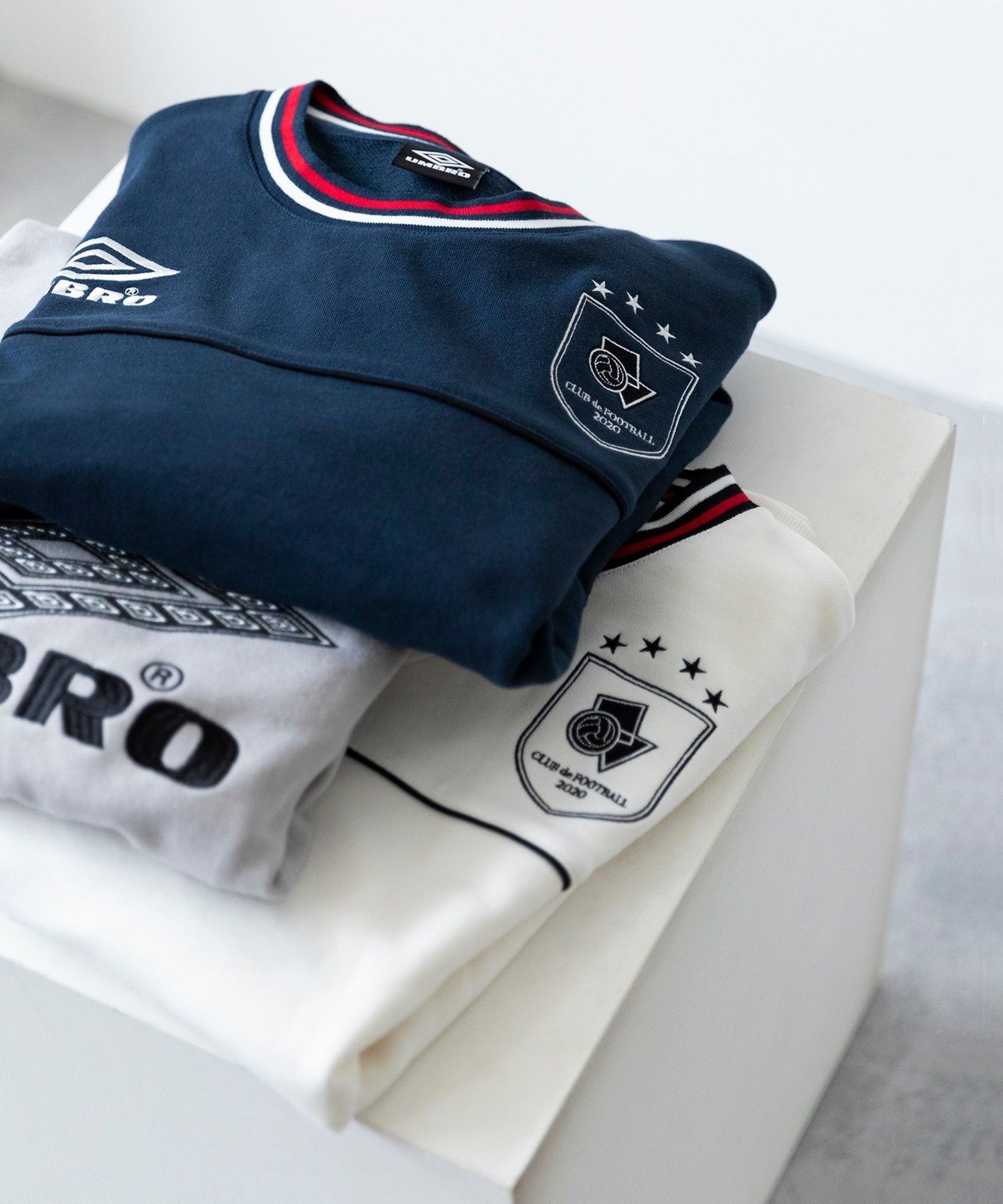 【SALE／55%OFF】SHIPS any 【SHIPS any別注】UMBRO: 90s ロゴ サッカー スウェット (セットアップ対応)◇ シップス トップス スウェット・トレーナー グレー ホワイト ネイビー【送料無料】