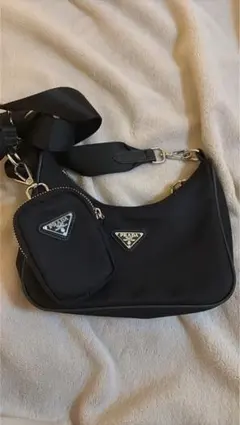 PRADA Re-Edition 2005ショルダーバック