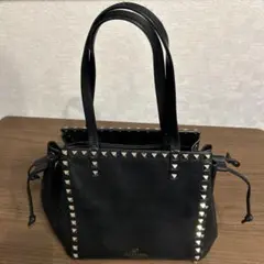 VALENTINO ブラックスタッズトートバッグヴァレンティ黒トート