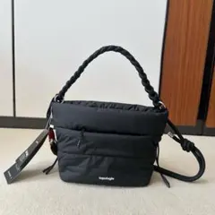 Topologie パファー ショルダーバッグ ブラック**