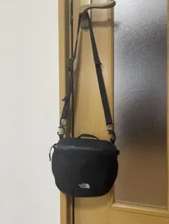 THE NORTH FACE ショルダーバッグ 、サコッシュ、ブラック