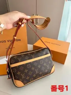 LOUIS VUITTON ショルダーバッグ ブラウン